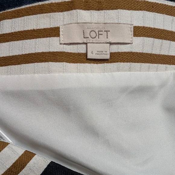 Ann Taylor Loft Size 4 Woman's Pencil Straight Skirt Striped Lined - Picture 5 of 8